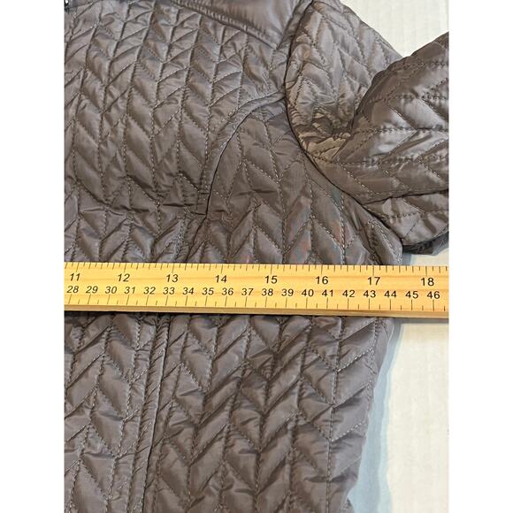 BCBGeneration Quilted Chevron XS Coat Puffer Faux Fur Jacket Gray Parka New - Picture 10 of 13